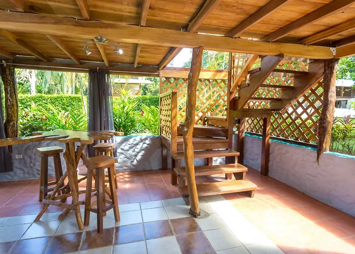 Passion Fruit Lodge