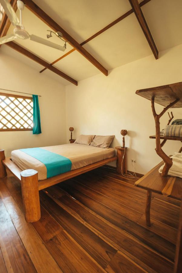 Passion Fruit Lodge Cahuita