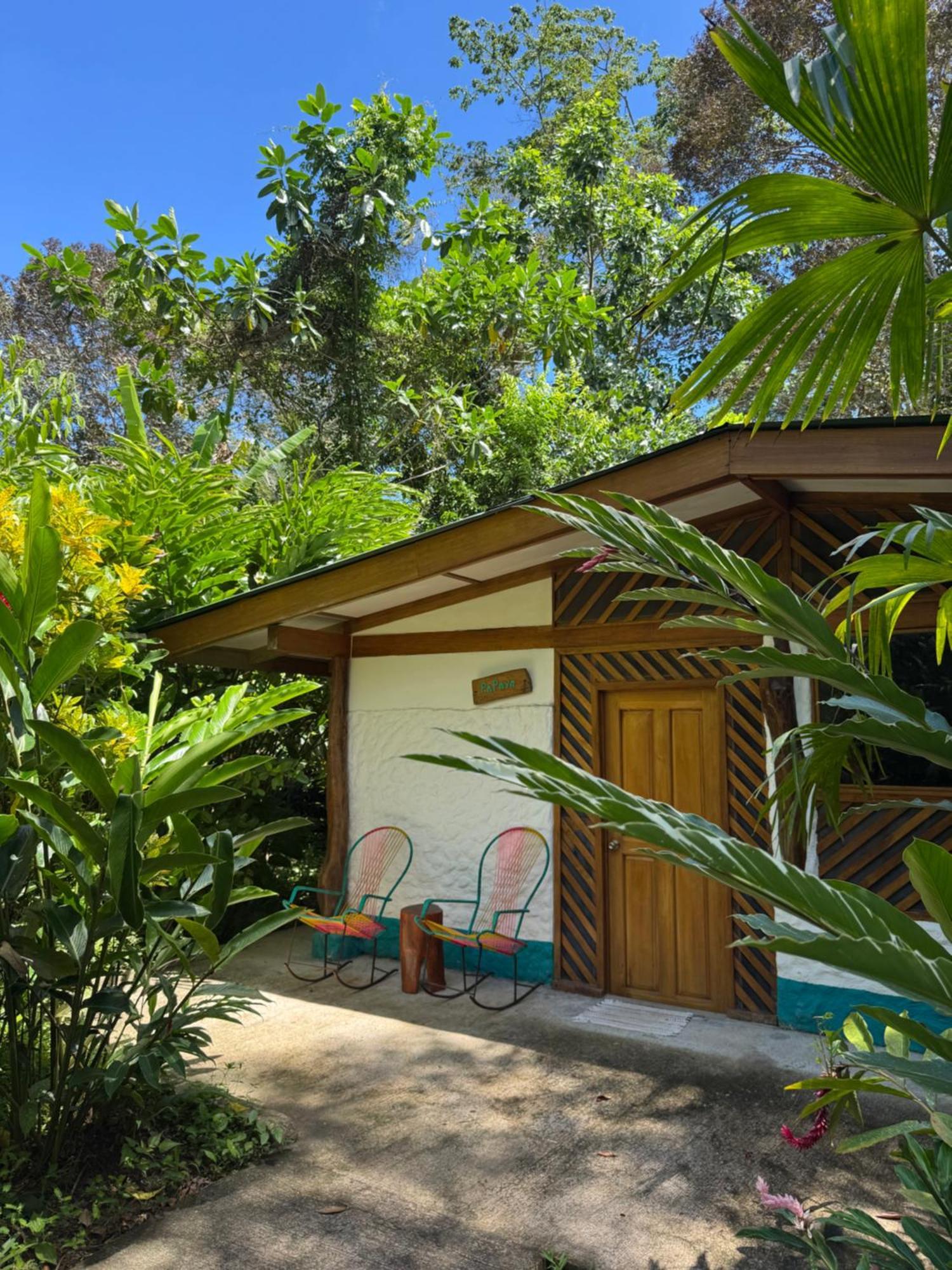 Passion Fruit Lodge Cahuita