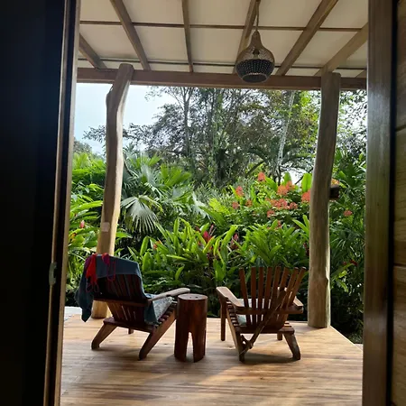 Passion Fruit Lodge Cahuita Exterior photo