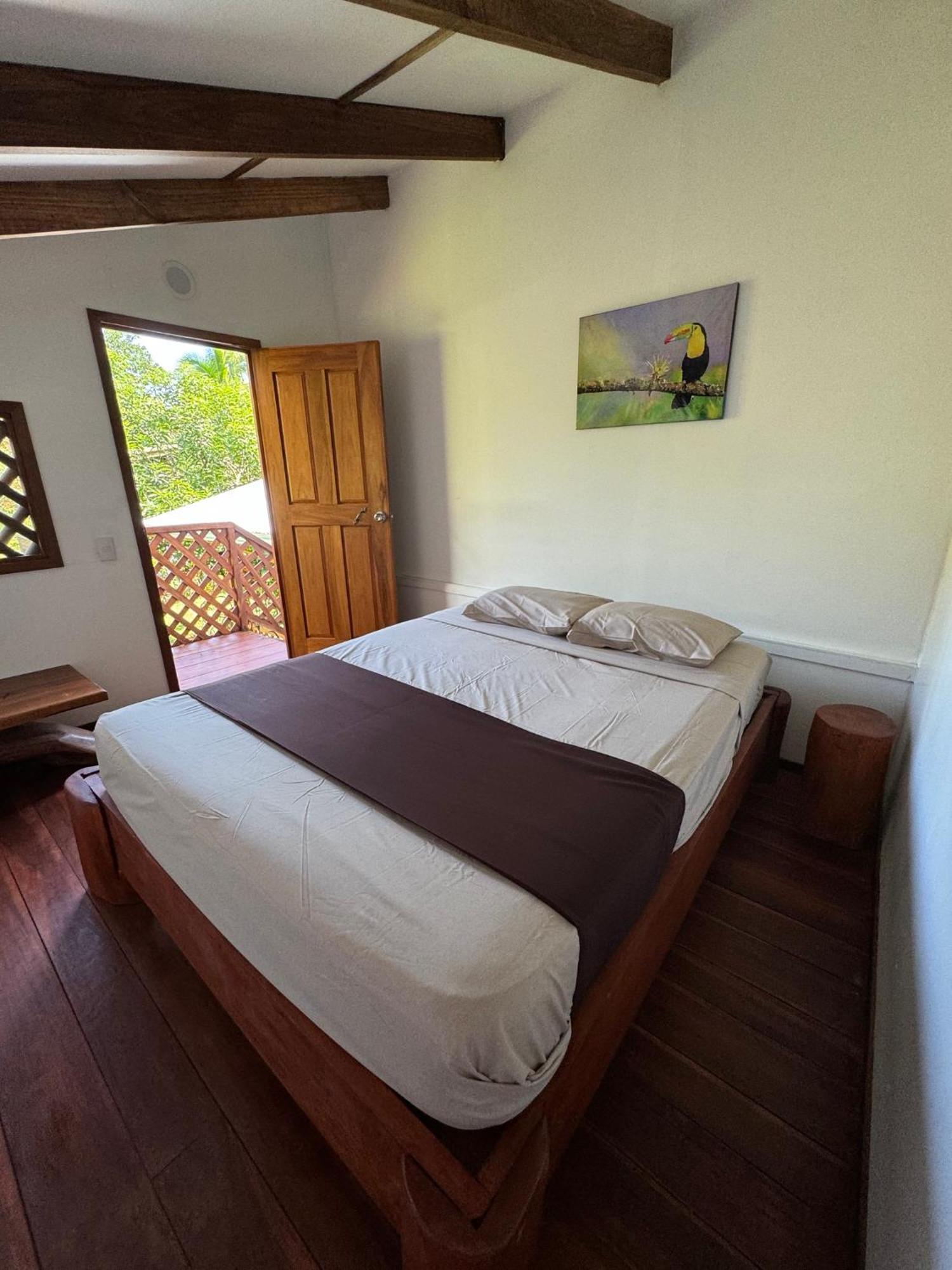 Passion Fruit Lodge Cahuita