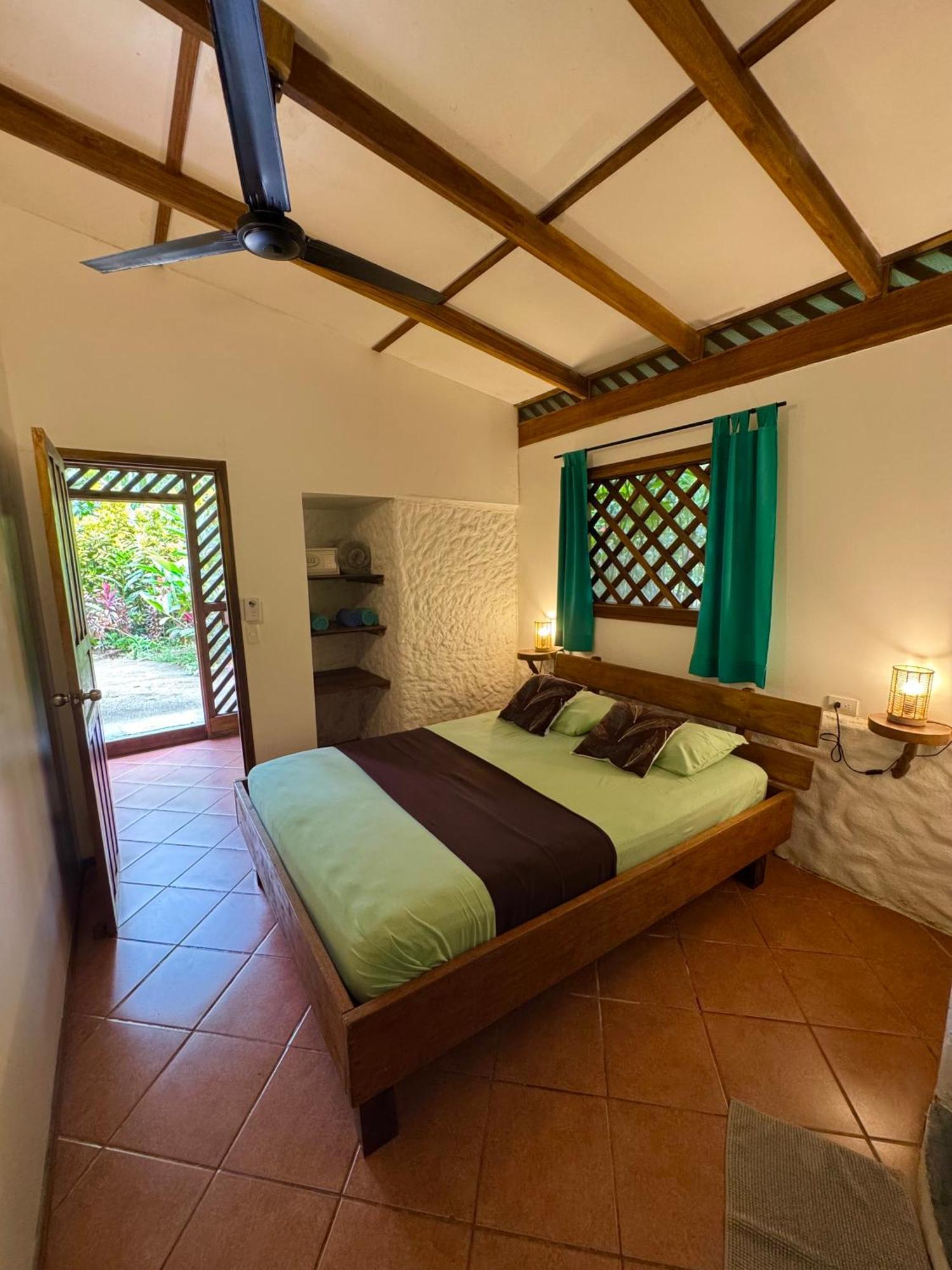 Passion Fruit Lodge