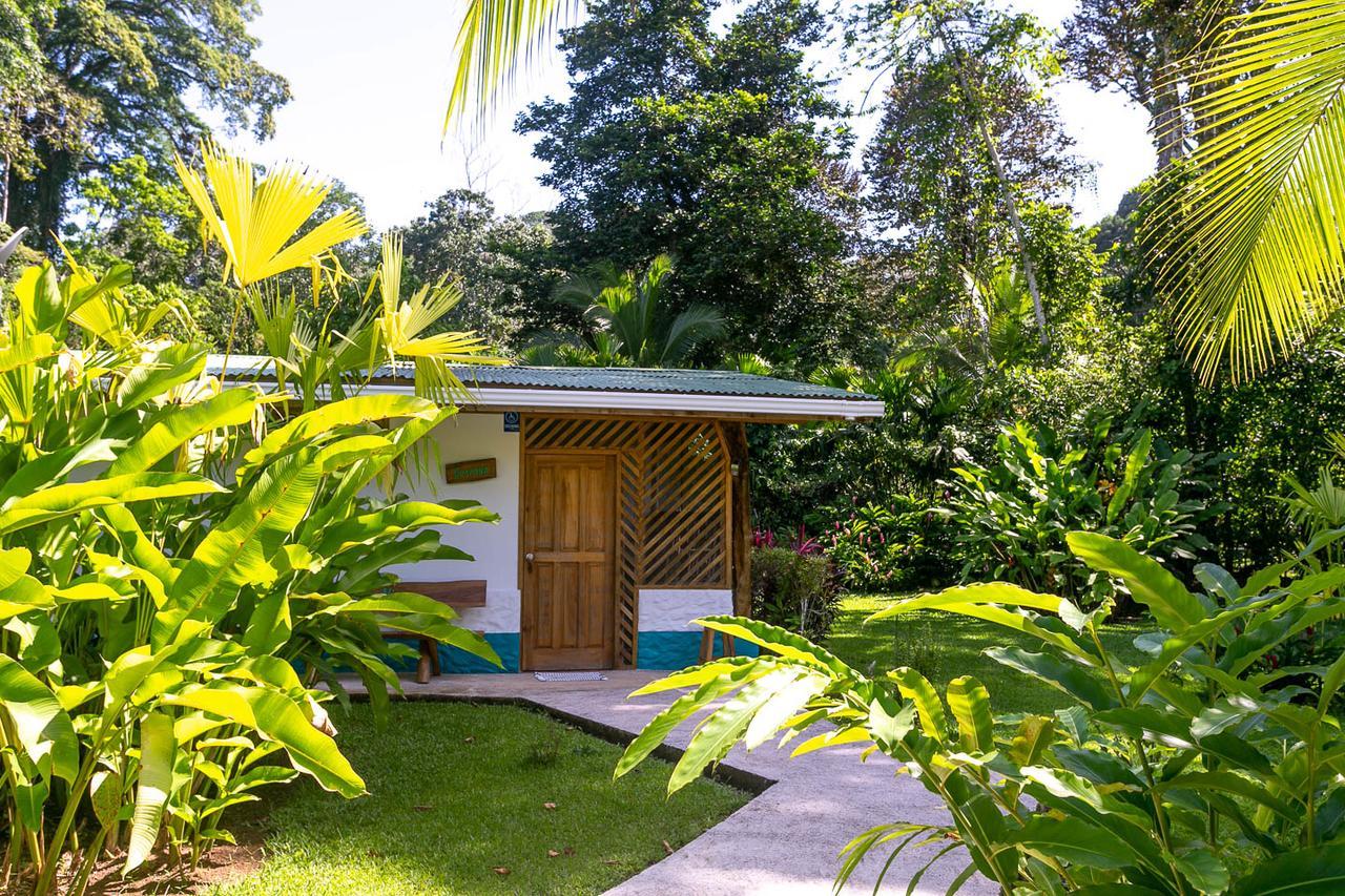 Passion Fruit Lodge